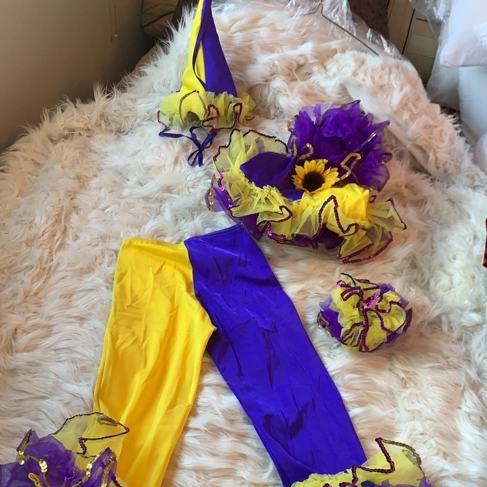 Yellow sunflower and purple dance clown outfit. The applause Dance creations. - Picture 3 of 15